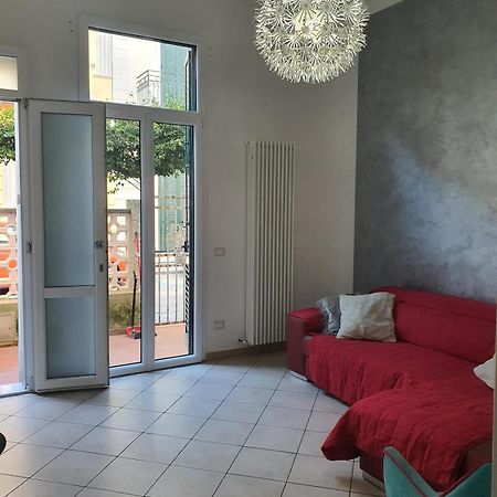 Incantevole Vacanza In Versilia Виареджо Экстерьер фото
